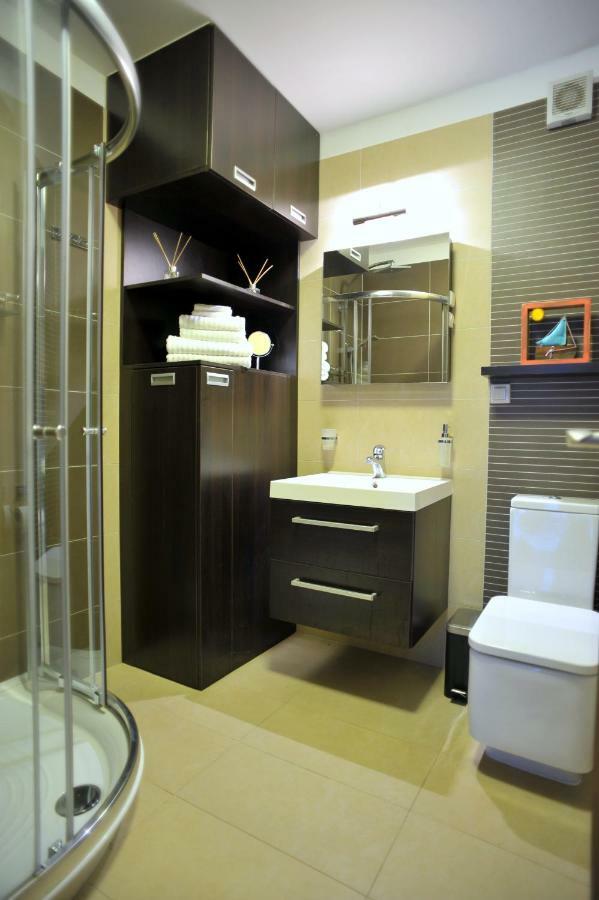 Holiday House Lena Porec Esterno foto